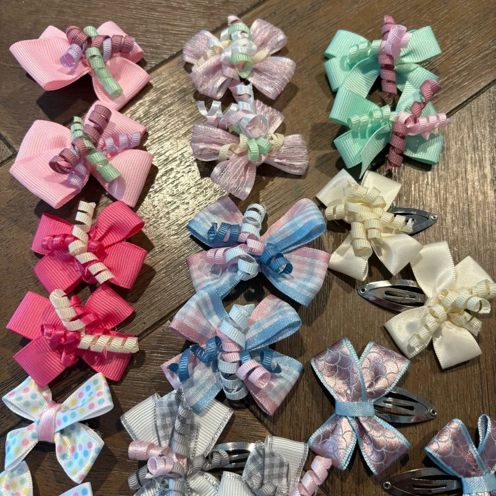 Handmade Colorful Kids Hair Bow Set with Clips for Girls